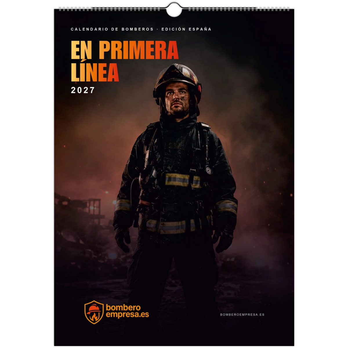 Portada del calendario de bomberos En Primera Línea 2027 con un bombero equipado